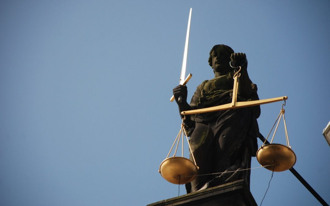 20 Insightful Quotes About Attorney